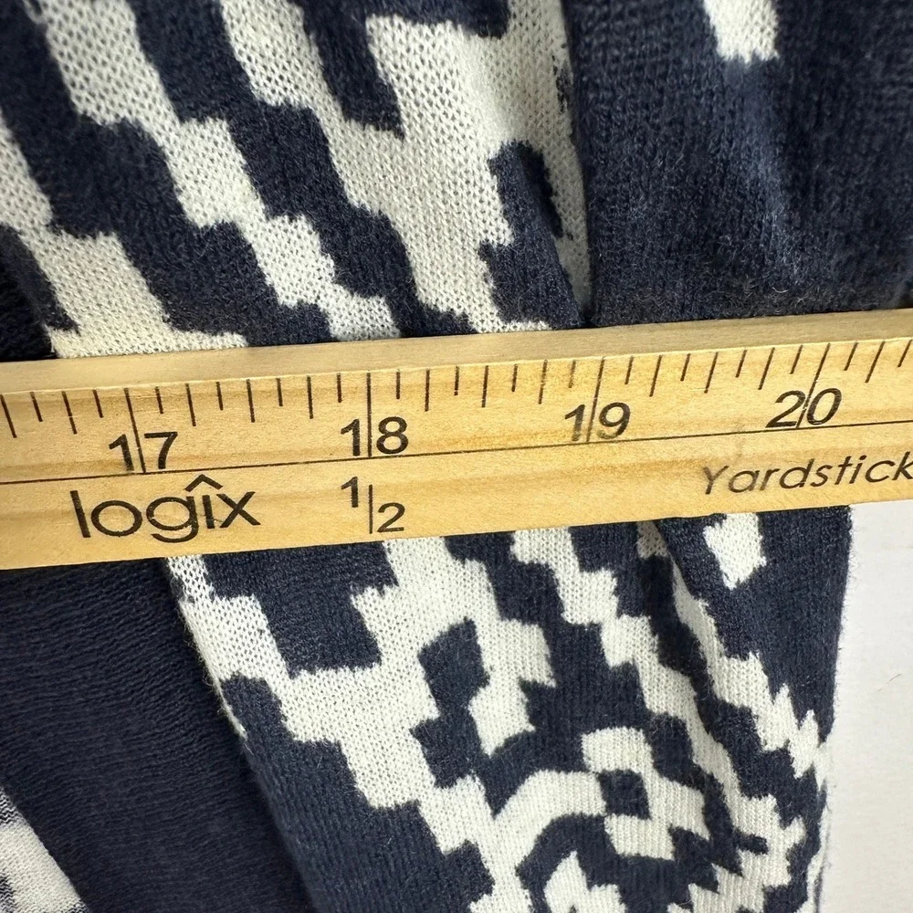 Talbots Cardigan Sweater Medium Blue‎ White Linen Cotton Geometric Ikat Knit